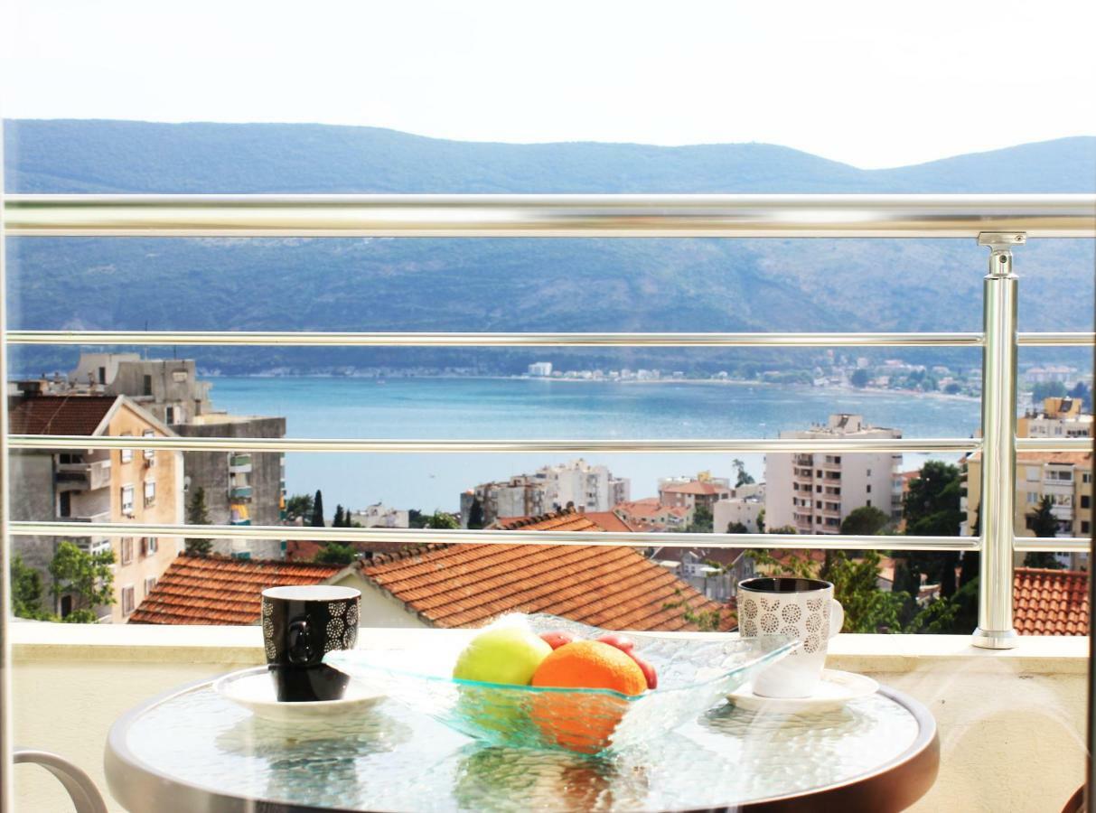 Sea View Senat Apartment Herceg Novi Exterior foto